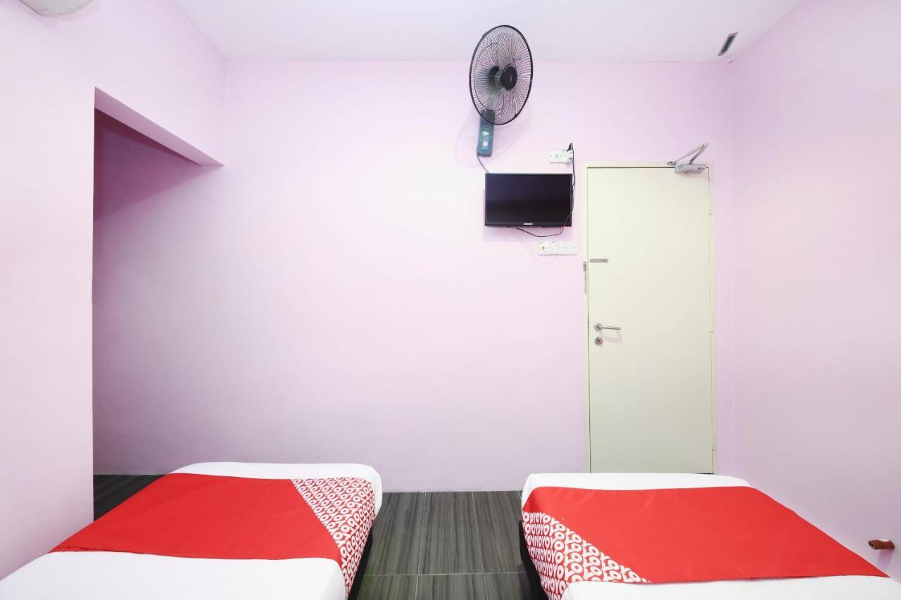 Oyo 1125 Ir Inn Hotel Skudai Exterior photo